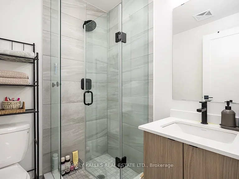 2369 Danforth Ave #710 — Photo 19
