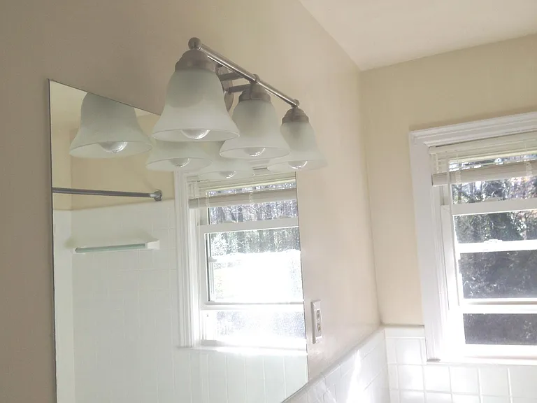 1639 Adelia Pl NE — Photo 13