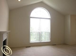 2nd image of 29201 Chesapeake Cir #1