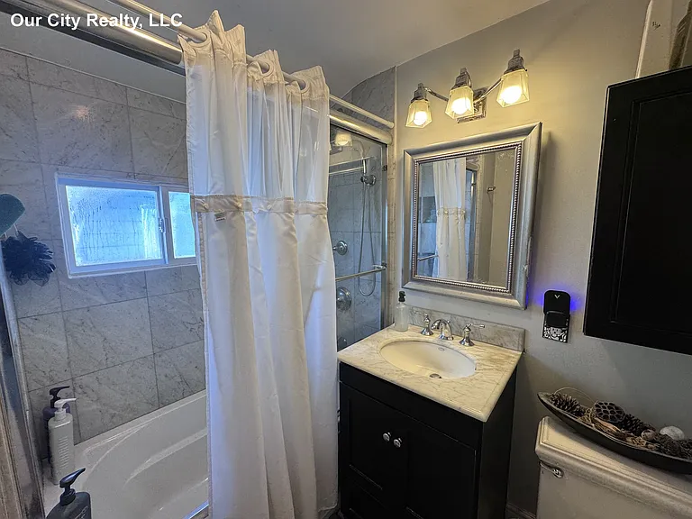 82 Lowden Ave #2 — Photo 13