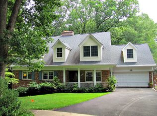 1425 Highwood Dr, Mc Lean, VA 22101