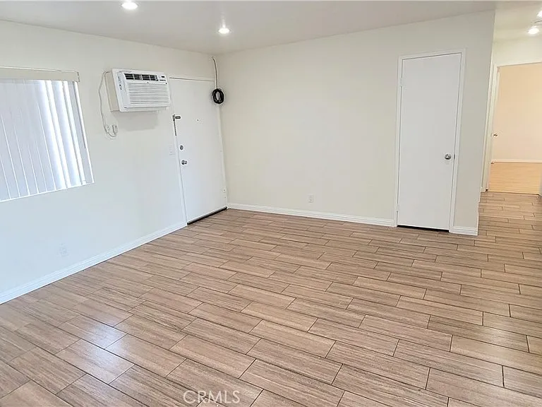 15351 Orange Ave #26 — Photo 6