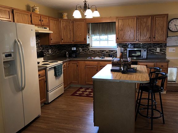 4th image of 108 Dumas Ct