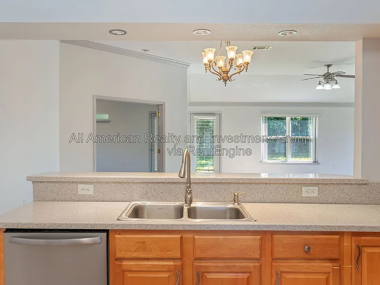 1940 Kadima Cir — Photo 6