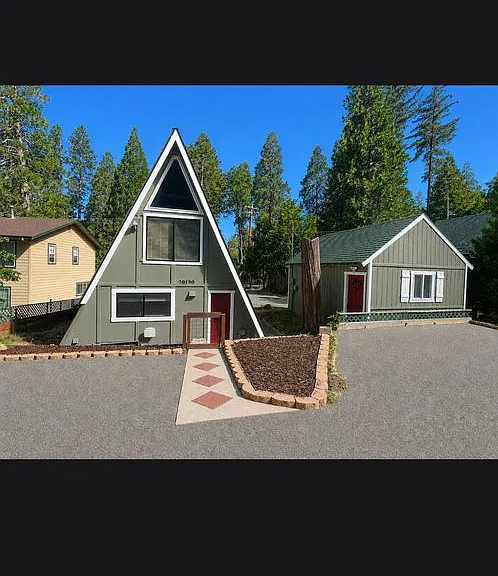 20150 Manzanita St — Photo 2