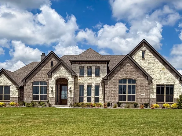 116 Blackstar Ln, Decatur, TX 76234