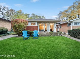 8952 Forestview Rd, Evanston, IL 60203