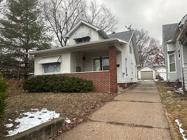 1st image of 2305 NE Monroe St #B