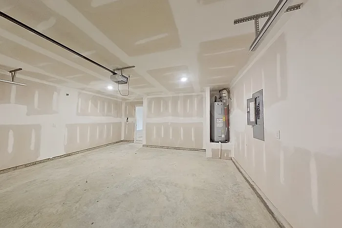113 Inez Ave — Photo 27
