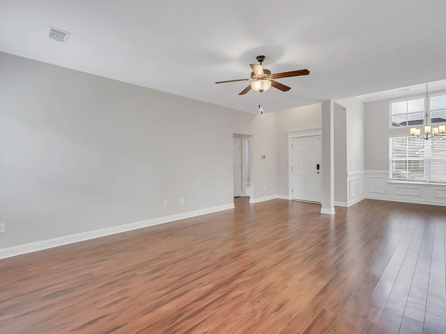 486 Thorp Circle - 1 — Photo 3