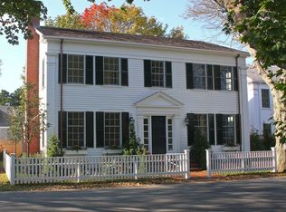 48 High St, Edgartown, MA 02539