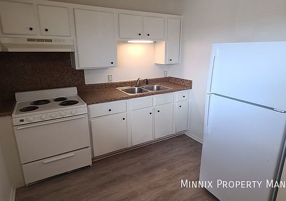 4th image of 711 S Austin Ave #205