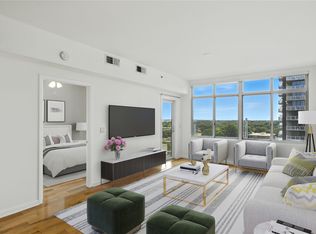 54 Rainey St APT 1211, Austin, TX 78701