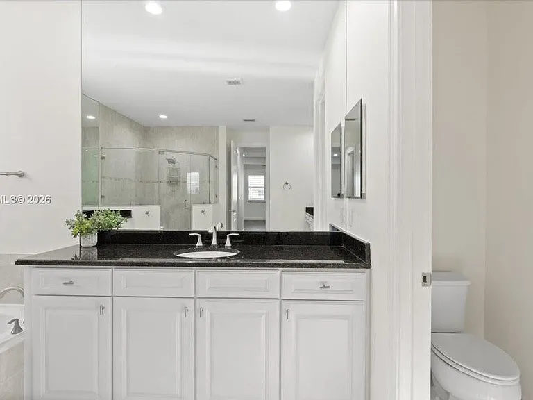 8610 Lakeside Bnd — Photo 28