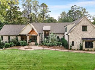 8380 Berkley Rdg, Sandy Springs, GA 30350