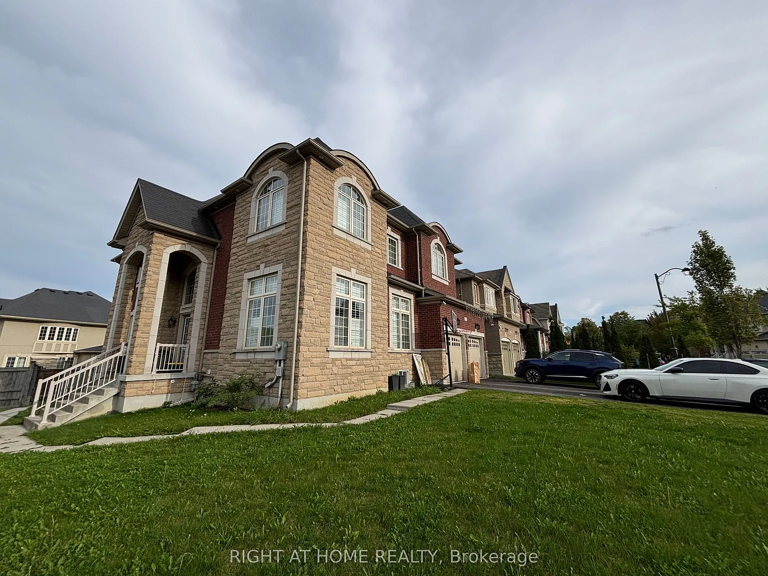 2 bed, $2,500 — Photo 2