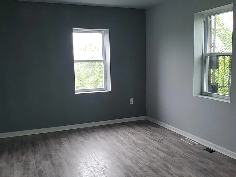 1049 Brantley Ave #2 — Photo 17
