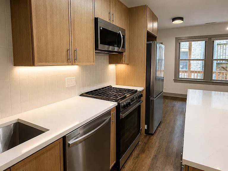 1902 W Pratt Blvd #C-1 — Photo 3