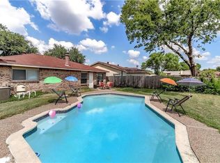 1706 Windsor Dr, Mesquite, TX 75149