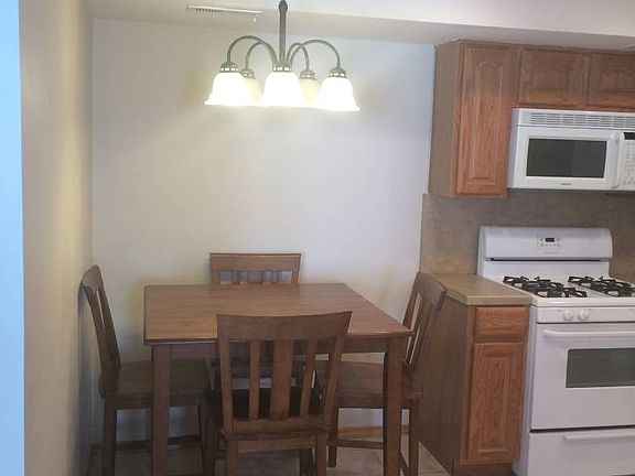 3rd image of 00 Shotwell Ave