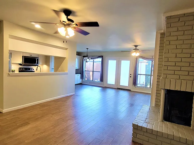 2118 Warnford Pl — Photo 7