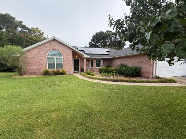 6734 Scotts Pl, Pensacola, FL 32526