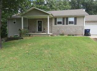 1729 Sweetwater Oaks, Neosho, MO 64850