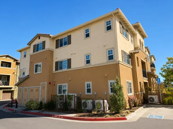 1408 Mauro Pietro Dr APT 202, Petaluma, CA 94954