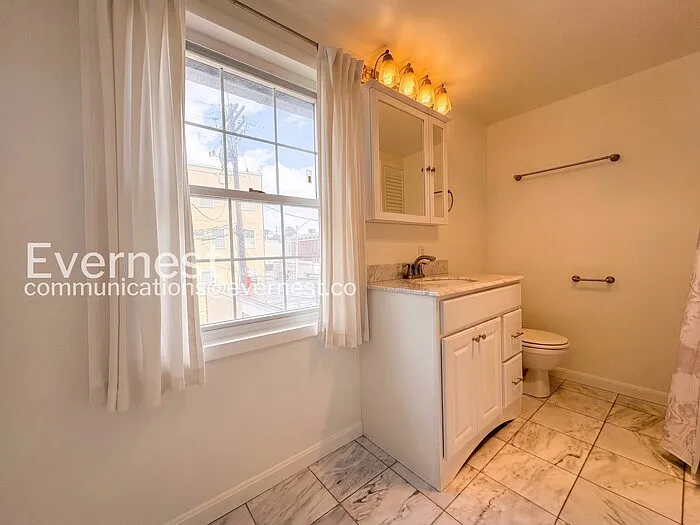 1631 S Charles St — Photo 17