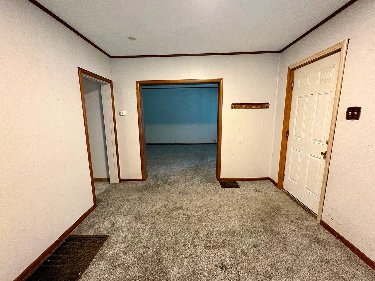 391 East Voris Street - 1 — Photo 4