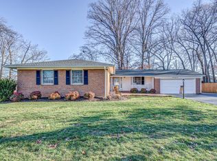 1957 Montclair Dr, Roanoke, VA 24019