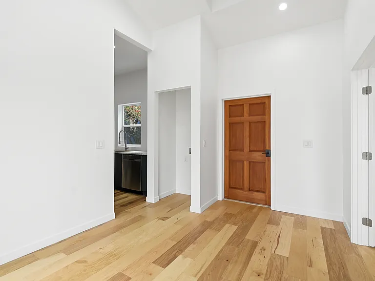1461 Carroll Ave #ADU — Photo 11