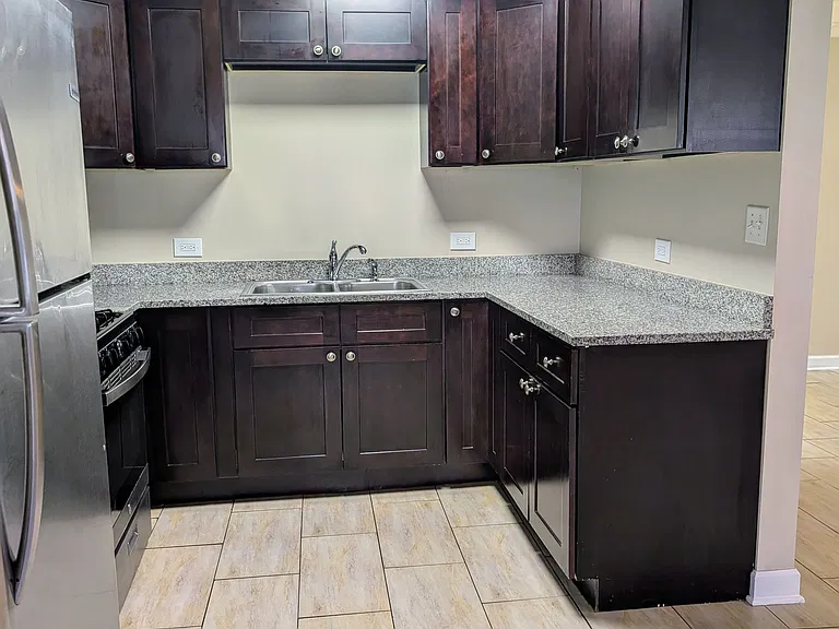 817 N 23rd Ave #5 — Photo 15