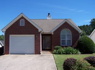 162 Green Tree Dr, Newnan, GA 30265