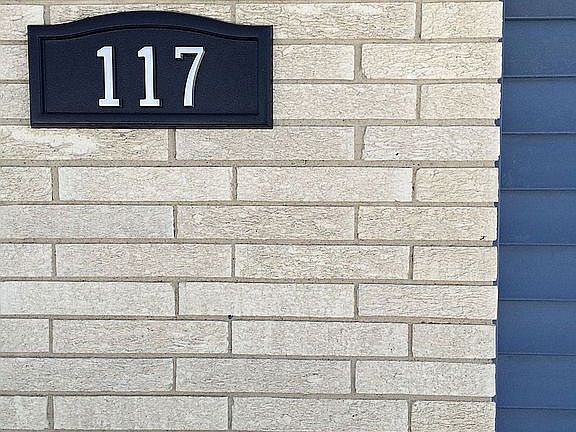 Front Entry Detail