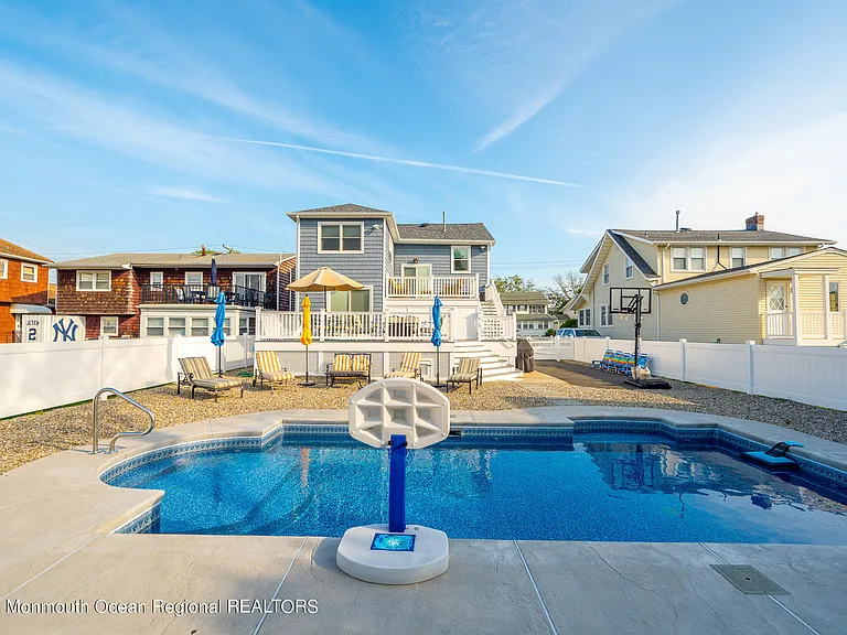 214 Atlantic Ave — Photo 34