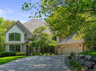 5575 Bristol Ln, Minnetonka, MN 55343