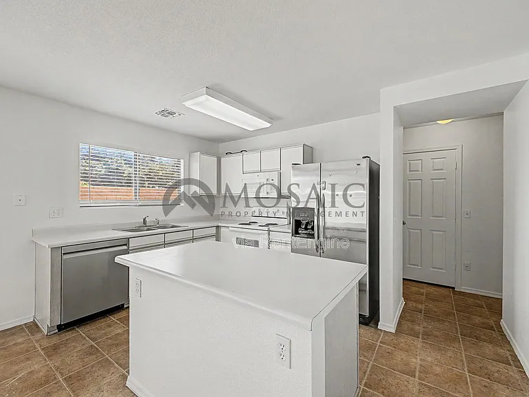 2232 E Spruce Dr — Photo 10