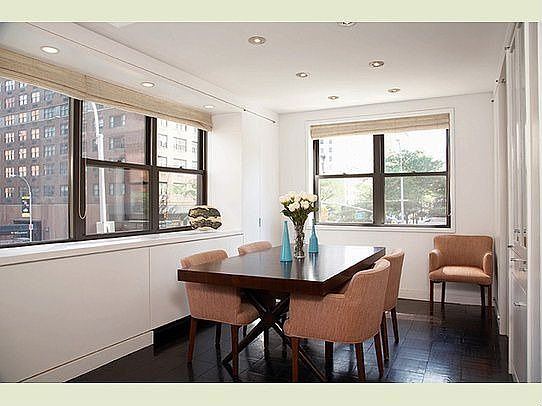 2nd image of 165 E 72nd St APT 3C