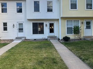 9038 W Dartmouth Pl, Lakewood, CO 80227