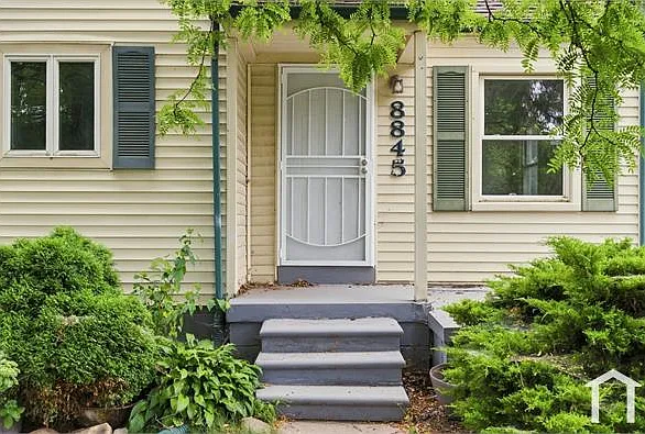 3 bed, 1343 sqft, $1,600 — Photo 4