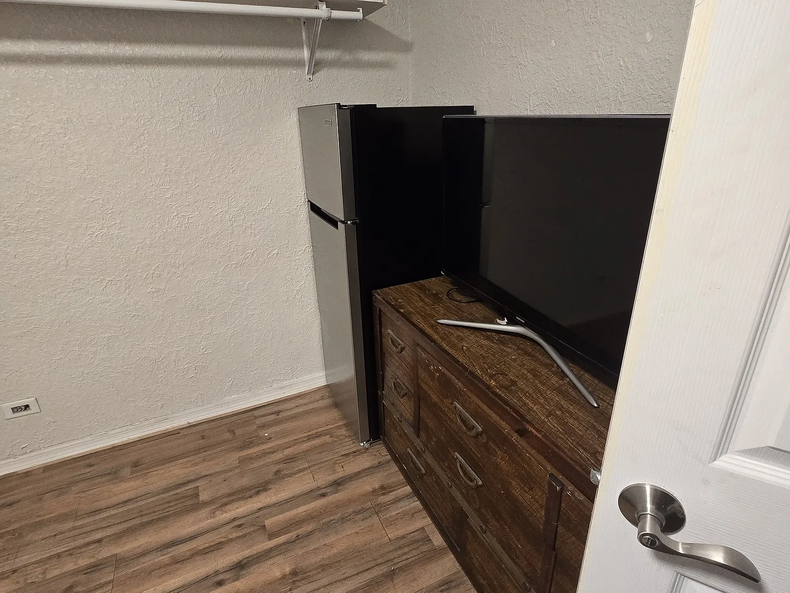 4 bed, 2.5 bath, 1738 sqft, $500 — Photo 4