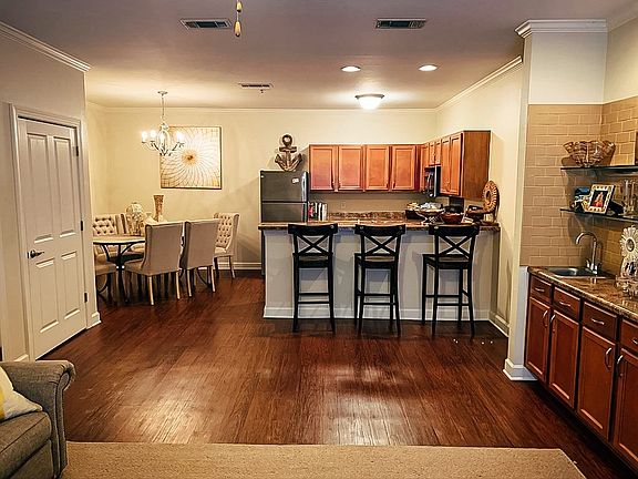 4th image of 4804-48 Private Road 3057 APT 4