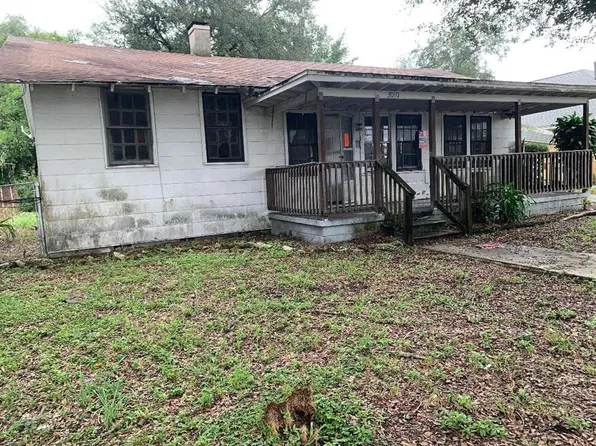 3010 E CURTIS STREET, TAMPA, FL 33610
