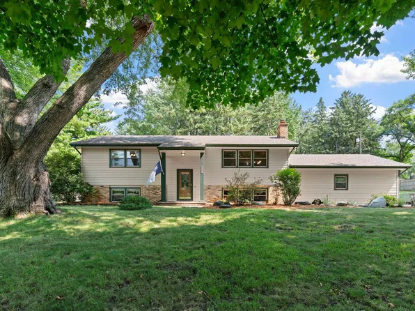 6911 Ticonderoga Trl, Eden Prairie, MN 55346