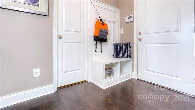 1120 Walbury Hill Rd — Photo 6