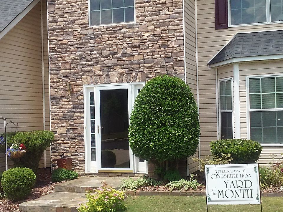 Yard of the Month Every YR