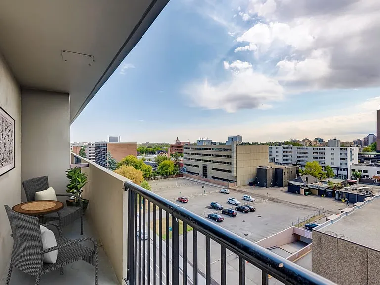 342 15th Ave SW — Photo 8