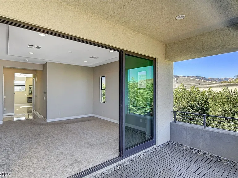 11460 Ruby Falls Way — Photo 31