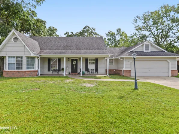 236 Tantallon Dr, Ocean Springs, MS 39564